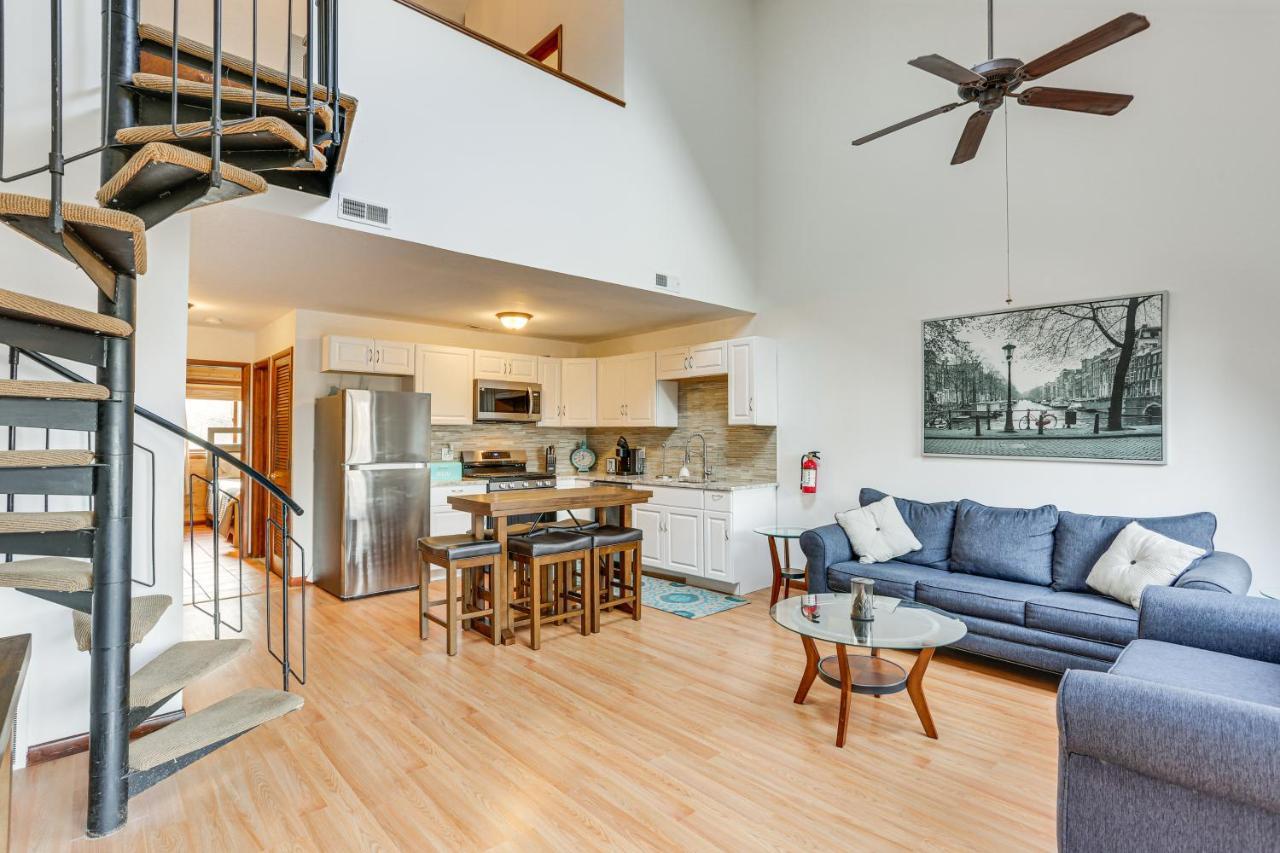Vernon Township Condo With Balcony Near Ski Lifts! 외부 사진