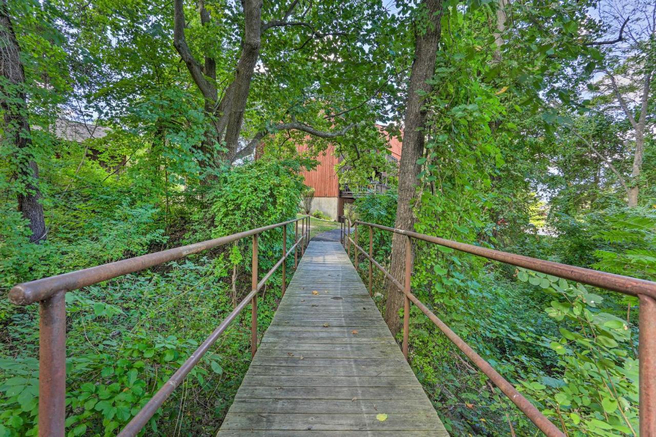 Vernon Township Condo With Balcony Near Ski Lifts! 외부 사진